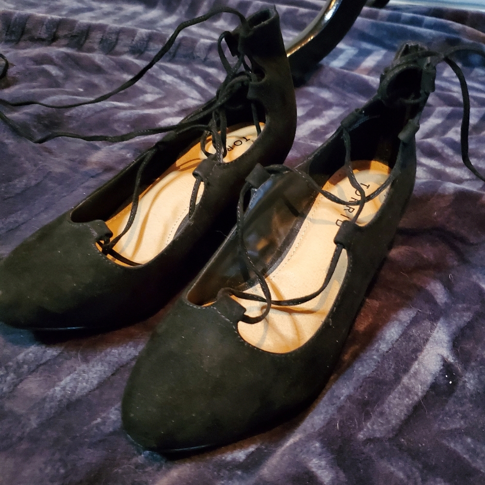 Wedge Tie-Up Heels